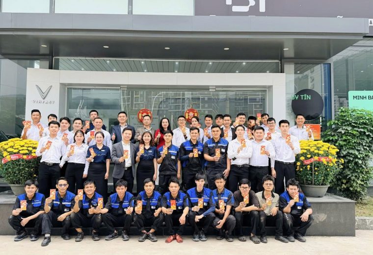 Nhân viên Vinfast Bình Định